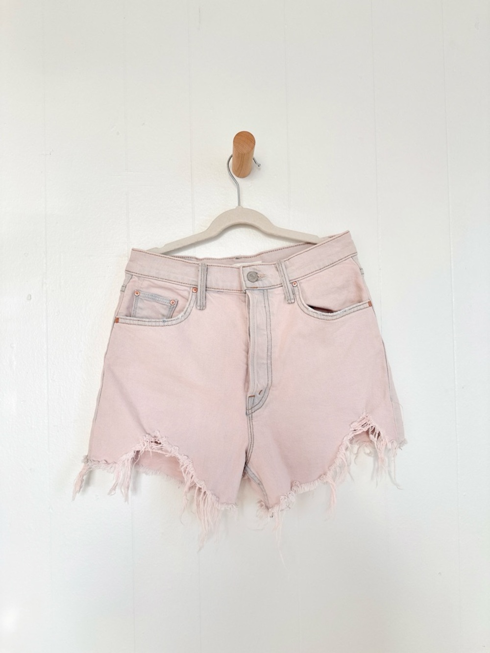 $248 NWT MOTHER The Tomcat Kick Fray Shorts in Dunked In Trouble Pink - Size 27